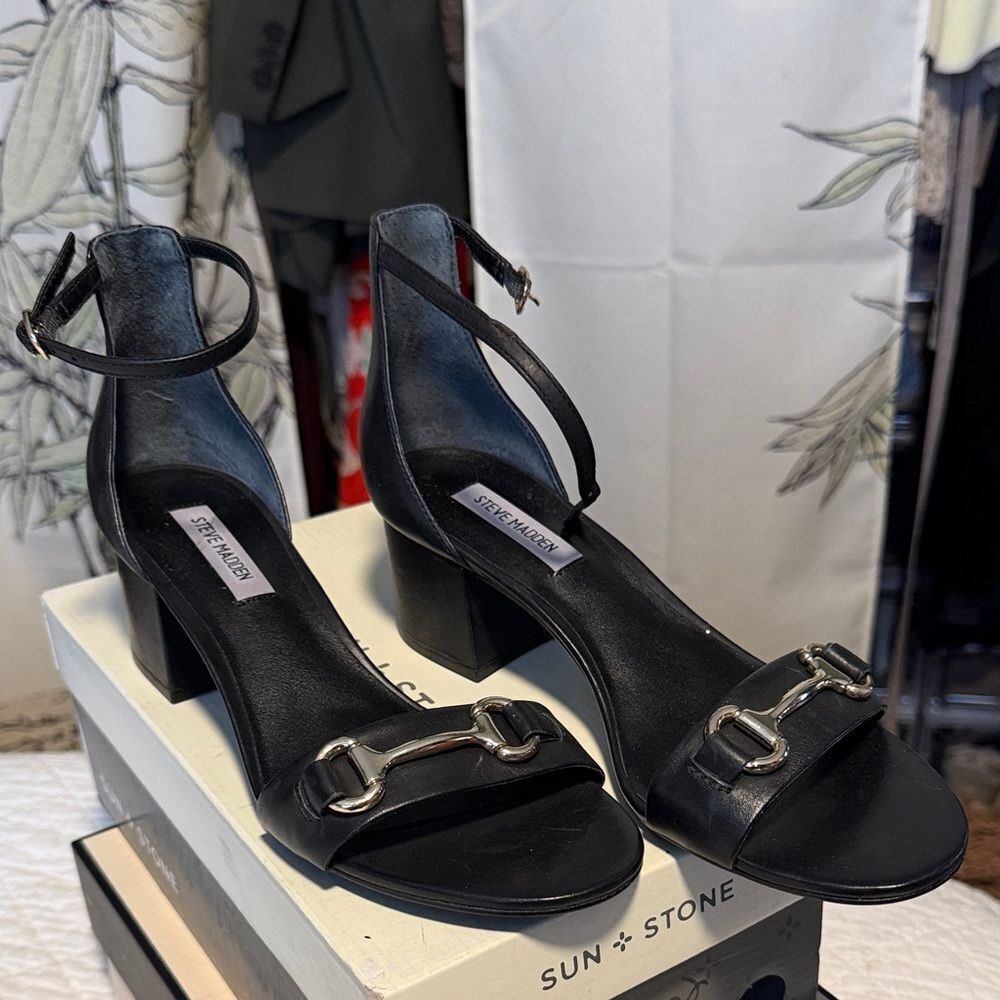 Steve Madden Black Heeled Sandals with Silver Accents leather